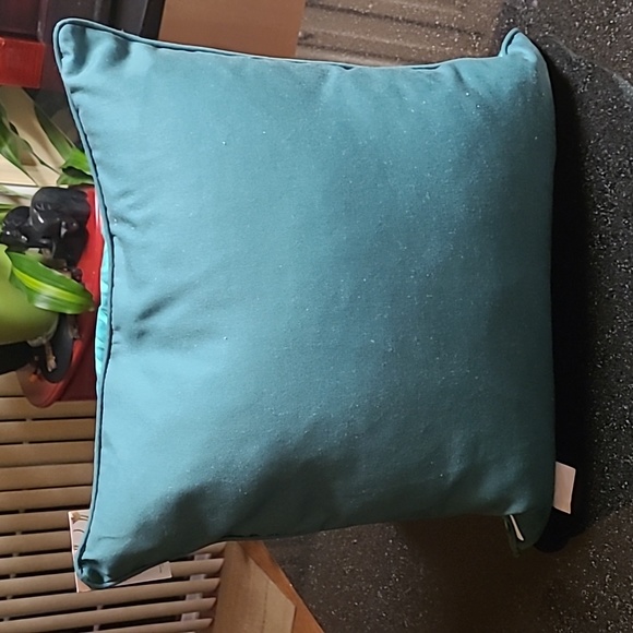 🖤Decorative Pillow - Picture 2 of 7